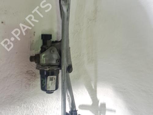 Used Front wiper motor HYUNDAI i20 III (BC3, BI3) 1.0 T-GDI (101 hp) 30477771
