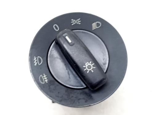Used Headlight switch Headlight switch VW PASSAT B6 (3C2) 2.0 TDI (140 hp) 33762382 33762382
