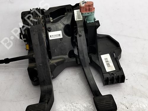 Pedal freno Pedal freno PEUGEOT BOXER Van 2.2 BlueHDi 120 (120 hp) 34527811 34527811