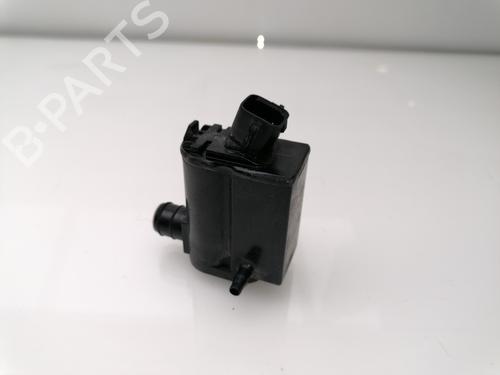 Used Washer pump HYUNDAI TUCSON (TL, TLE) 2.0 CRDi (136 hp) 24140095