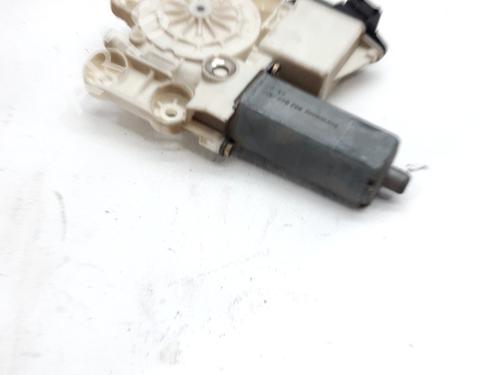 Used Right front window motor Right front window motor TOYOTA COROLLA (_E12_) 2.0 D-4D (CDE120R, CDE120L_) (110 hp) 33771515 33771515