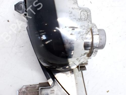 rear-fog-light-renault-kadjar-ha_-hl_-2015-34647403 main image