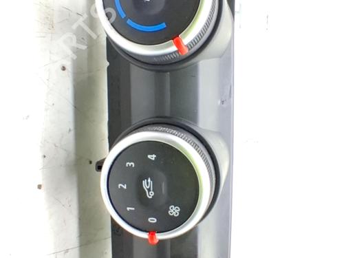 Used Climate control RENAULT CLIO V (B7_) 1.0 TCe 90 (B7MT) (91 hp) 31609780