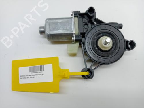 Used Right front window motor SEAT ATECA (KH7, KHP) 2.0 TDI (115 hp) 23340169