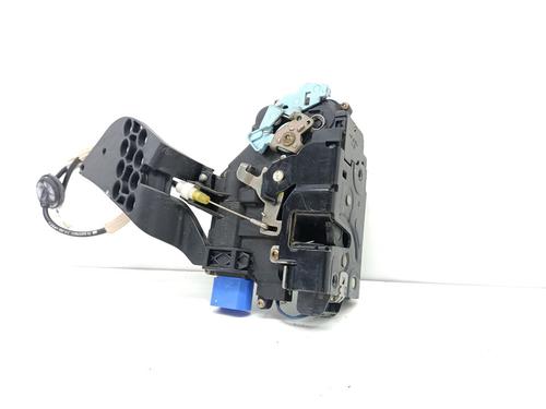 Used Front right lock VW TOUAREG (7LA, 7L6, 7L7) 2.5 R5 TDI (174 hp) 25987325
