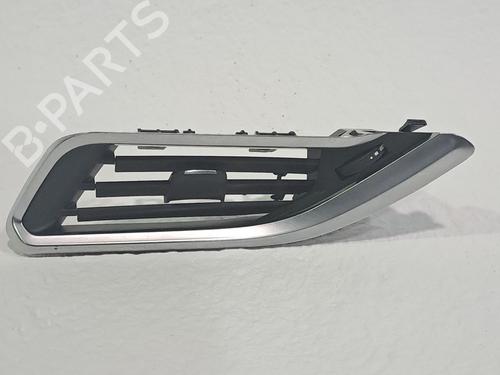 Air vent PEUGEOT 208 I (CA_, CC_) 1.2 VTI 82 | BP24736405I21