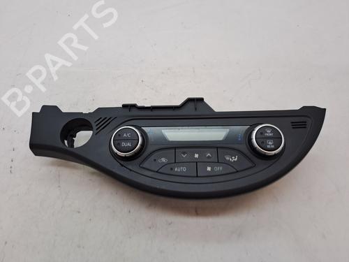 Used Climate control TOYOTA YARIS (_P13_) 1.5 Hybrid (NHP130_, NHP130) (101 hp) 23358377