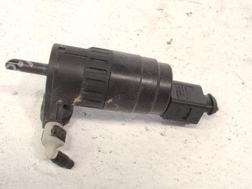 washer-pump-vw-golf-vii-5g1-bq1-be1-be2-2012-2013-2014-2015-2016-2017-2018-2019-2020-2021-36407397 main image