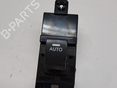 Used Right front window switch KIA VENGA (YN) 1.6 CRDi 128 (128 hp) 23942794