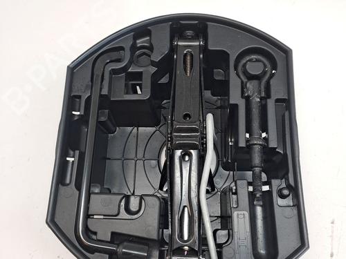 Used Jack Kit PEUGEOT 208 I (CA_, CC_) 1.6 HDi (92 hp) 23942849