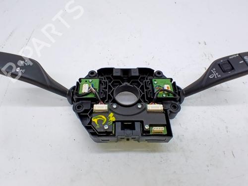switch-bmw-2-gran-tourer-f46-2014-40525292 main image