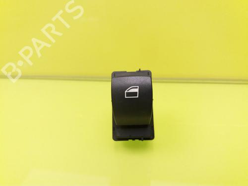 Used Right rear window switch BMW 5 (E60) 530 d (218 hp) 24139994