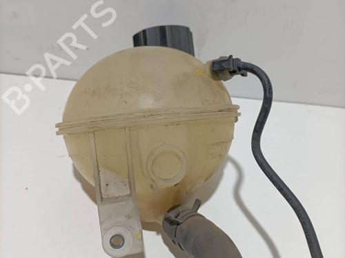 Used Expansion tank PEUGEOT 308 I (4A_, 4C_) 1.6 HDi (109 hp) 25465193