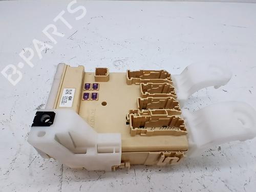Used Fuse box Fuse box 39137033 39137033