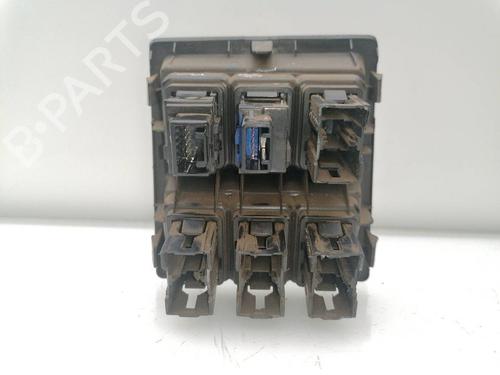 Switch TOYOTA HILUX VIII Pickup (_N1_) 2.4 D 4WD (GUN125_, GUN125R) | BP27461681I30 
