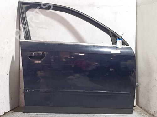 Dør høyre foran AUDI A4 B5 (8D2) 1.8 (125 hp) 25987676