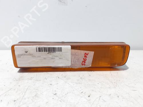 Clignotant avant gauche FORD FIESTA III (GFJ) 1.1 (50 hp) 25458017