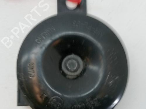 horn-toyota-rav-4-v-_a5_-_h5_-2018-36108982 main image