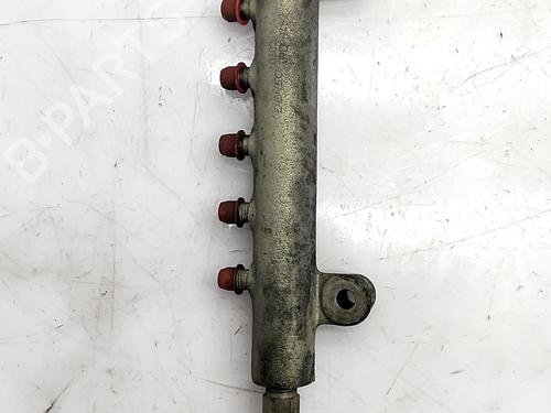 Used Injection rail NISSAN X-TRAIL I (T30) 2.2 Di 4x4 (114 hp) 32159926