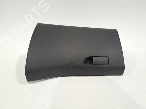Used Glove box PEUGEOT 308 II (LB_, LP_, LW_, LH_, L3_) 2.0 BlueHDi 150 (150 hp) 23977911