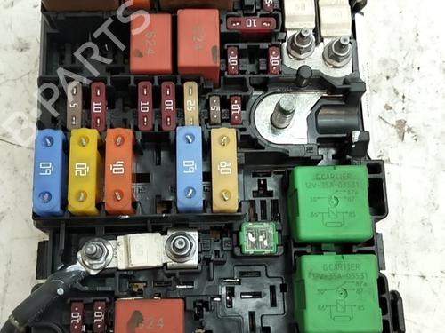 Used Fuse box Fuse box OPEL CORSA F (P2JO) CORSA-e (68) (136 hp) 39556125 39556125