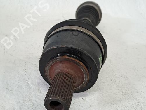 Used Left front driveshaft MERCEDES-BENZ CLA Shooting Brake (X117) CLA 220 CDI / d 4-matic (117.905) (177 hp) 27098926