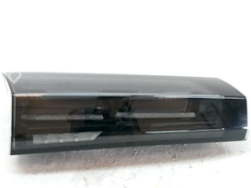 Used Left tailgate light Left tailgate light PEUGEOT 2008 II (UD_, US_, UY_, UJ_, UR_, UC_) 1.2 PureTech 100 (USHNK) (101 hp) 34181912 34181912
