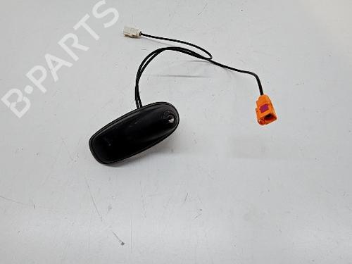 Used Antenna/Base OPEL CORSA F (P2JO) CORSA-e (68) (136 hp) 30622415