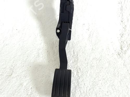Used Pedal FORD KUGA II (DM2) 2.0 TDCi (150 hp) 30477963