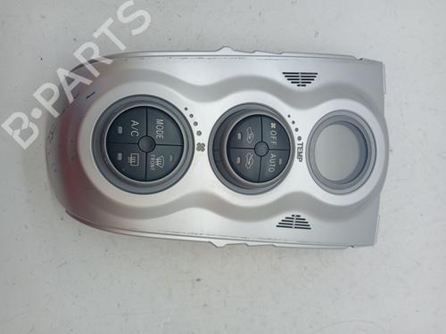 Used Climate control TOYOTA YARIS (_P9_) 1.3 VVT-i (SCP90_, SCP90R) (87 hp) 23356259