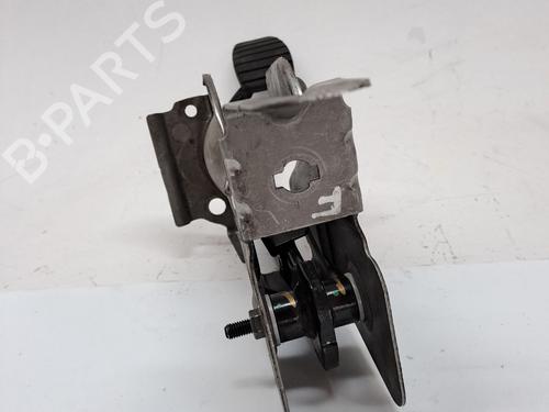 Break pedal DACIA SANDERO II TCe 90 (B8M1, B8MA, B8AC) | BP23974873I19 