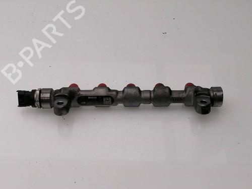 Used Injection rail HYUNDAI i30 (FD) 1.6 CRDi (116 hp) 24107865