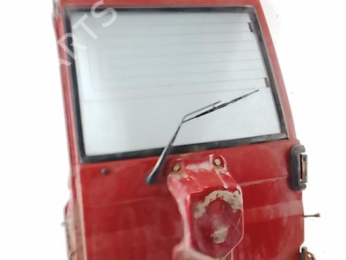 Puerta trasera derecha Puerta trasera derecha TOYOTA LAND CRUISER Hardtop (_J7_) 2.4 TD (LJ70_, LJ70R) (90 hp) 39740193 39740193