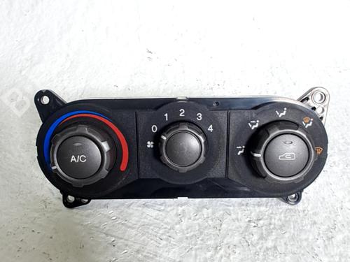 climate-control-hyundai-matrix-fc-2001-2002-2003-2004-2005-2006-2007-2008-2009-2010-32107812 main image
