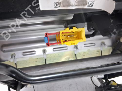 Left front seat RENAULT CLIO V (B7_) 1.0 TCe 90 (B7MT) | BP29351442C15 