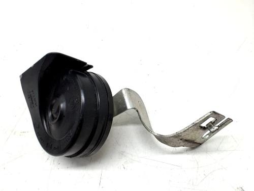 Used Horn PEUGEOT 3008 II SUV (MC_, MR_, MJ_, M4_) 1.5 BlueHDi 130 (131 hp) 30294360