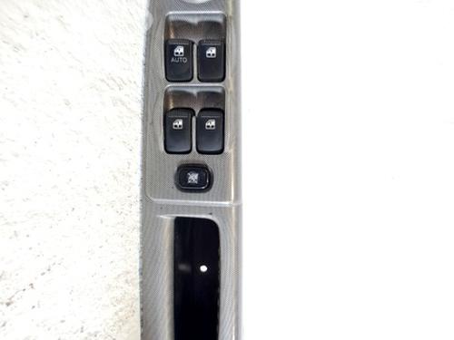Left front window switch HYUNDAI GETZ (TB) 1.3 | BP29558485I27