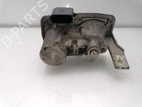 Used Throttle body VW GOLF VII (5G1, BQ1, BE1, BE2) 1.6 TDI (105 hp) 23377185