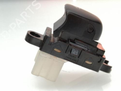 Right rear window switch RENAULT KADJAR (HA_, HL_) 1.5 dCi 110 (HLA3) | BP23935575I28 