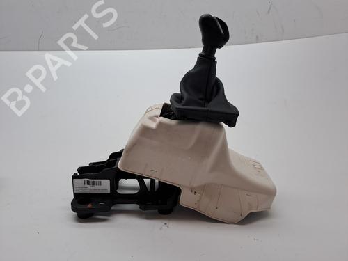 Gear lever PEUGEOT 2008 II (UD_, US_, UY_, UJ_, UR_, UC_) 1.2 PureTech 100 (USHNK) | BP23376431M90 