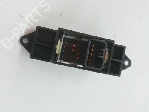 Right rear window switch CITROËN C4 AIRCROSS 1.6 HDi 115 | BP26950514I28 