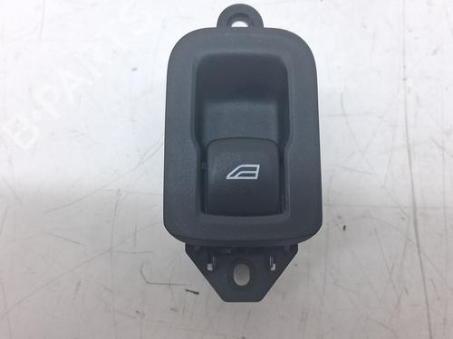 Used Right rear window switch VOLVO XC60 I SUV (156) D3 (150 hp) 28957109