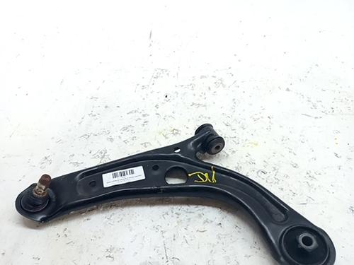 Used Left front suspension arm FIAT 500 (312_) 1.0 Mild Hybrid (312AYD1B) (71 hp) 30898251