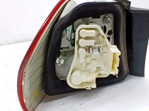 Right taillight BMW 3 (E90) 320 d | BP38419351C35 - Image 3