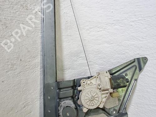 Used Right front window motor Right front window motor MERCEDES-BENZ SPRINTER 3-t Van (B906) 211 CDI (906.611, 906.613) (109 hp) 33764909 33764909