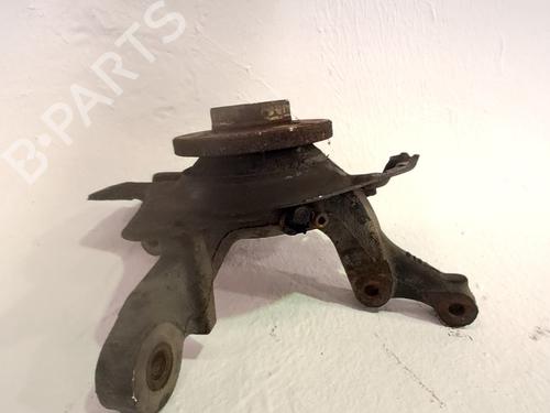 Used Left front steering knuckle Left front steering knuckle FIAT STILO (192_) 1.9 JTD (192_XE1A) (115 hp) 33764440 33764440