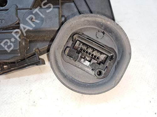 Rear left lock VW GOLF VI (5K1) 2.0 TDI | BP23359486C100 