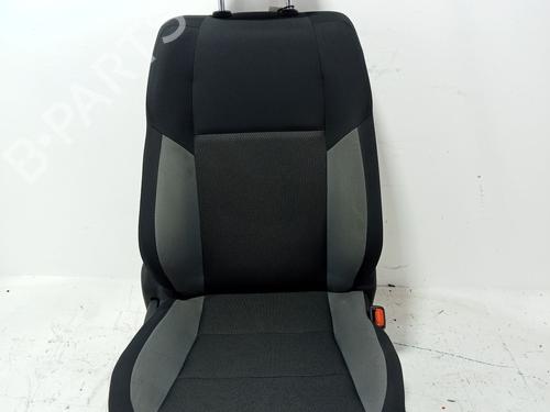 Used Right front seat TOYOTA AURIS Estate (_E18_) 1.8 Hybrid (ZWE186_, ZWE186R, ZWE186H) (136 hp) 29421075
