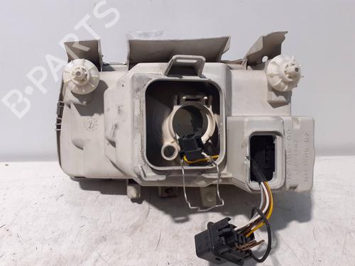 Right headlight VW POLO (6N2) 1.6 16V GTI | BP26048660C29 
