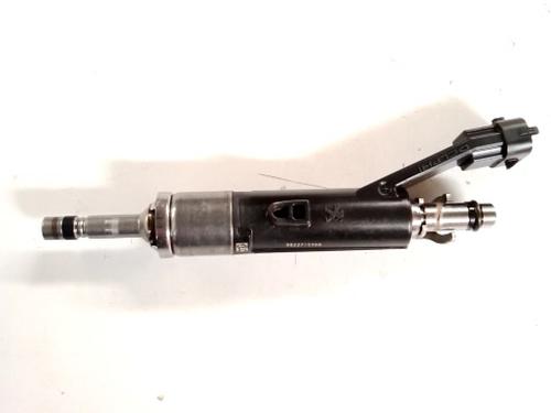 Used Injector PEUGEOT 208 II (UB_, UP_, UW_, UJ_) 1.2 PureTech 100 (101 hp) 30846232